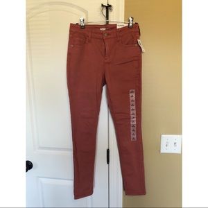 NWT Old Navy Rockstar Jeans